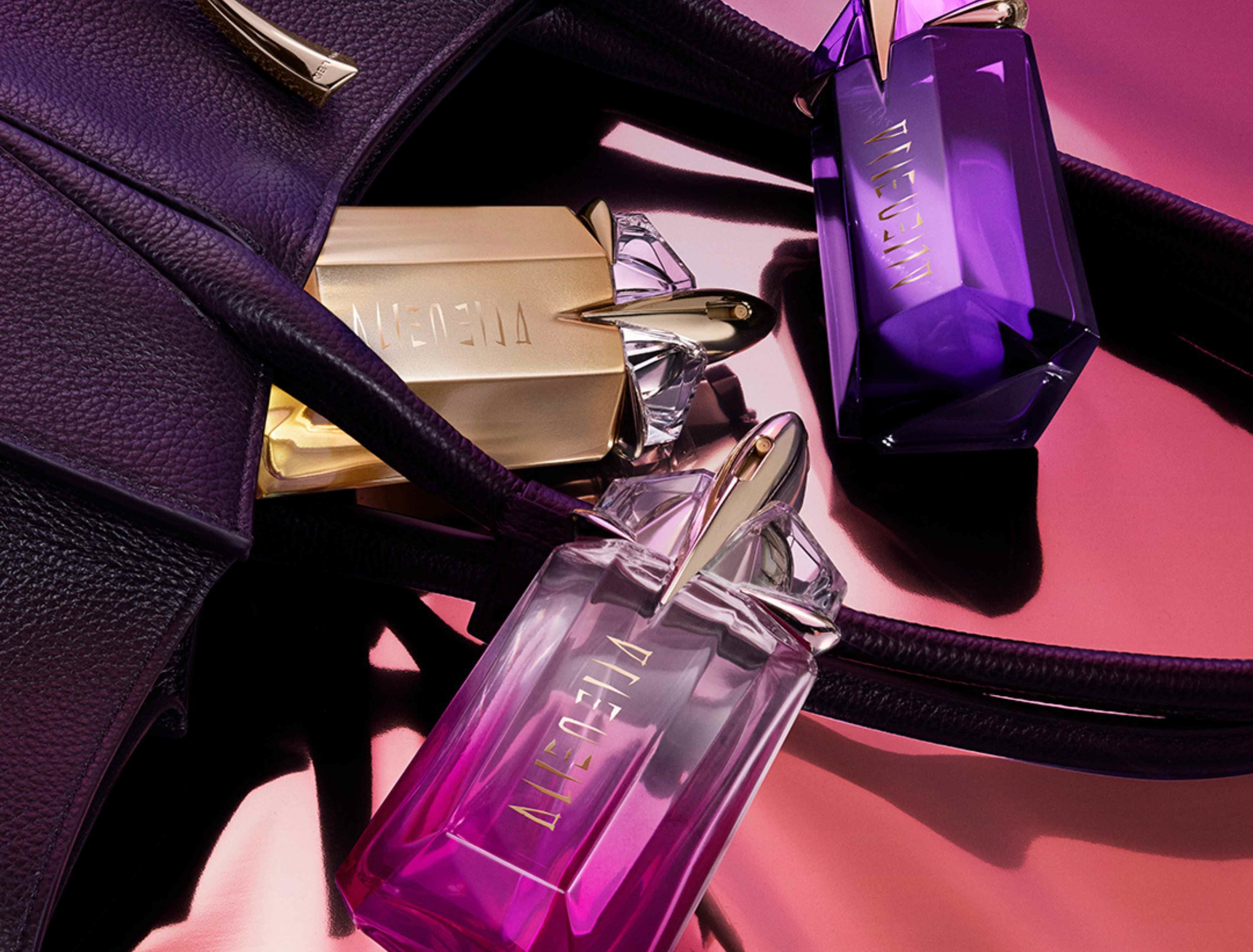 THE ICONIC ALIEN COLLECTION