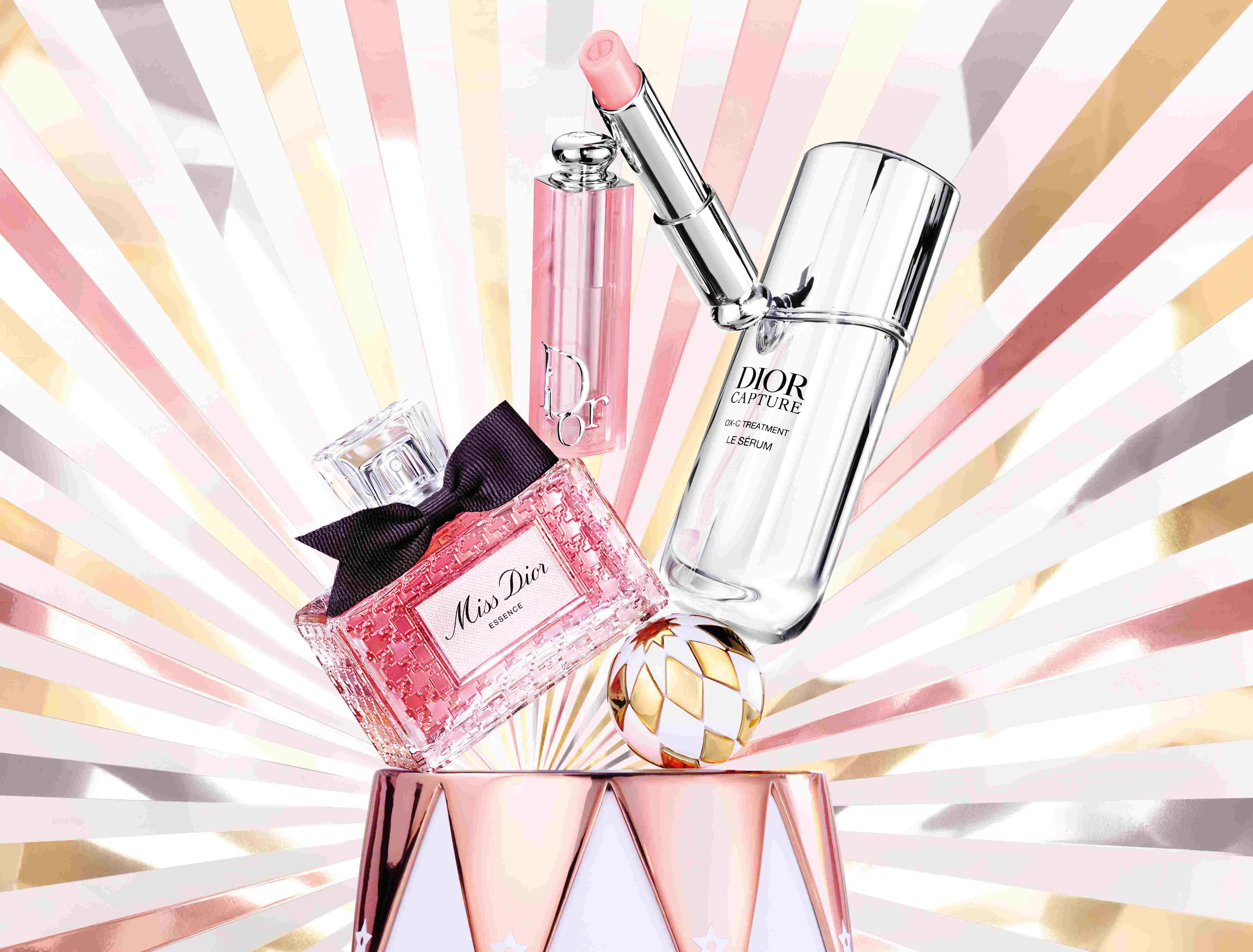 WELCOME TO THE DIOR CIRCUS OF DREAMS