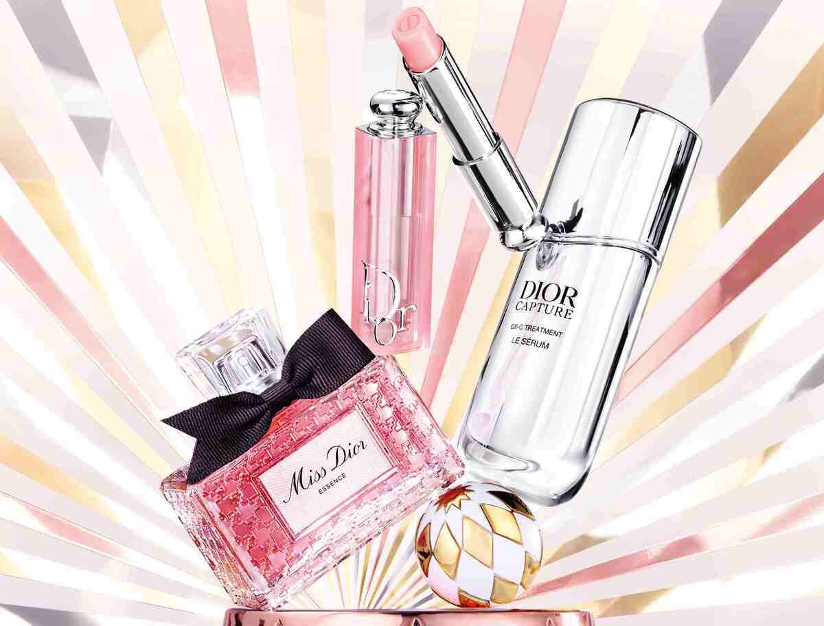 WELCOME TO THE DIOR CIRCUS OF DREAMS