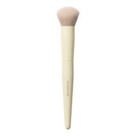 Slanted Foundation Brush M108
