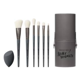 M X Abby Roberts Essential Brush Set