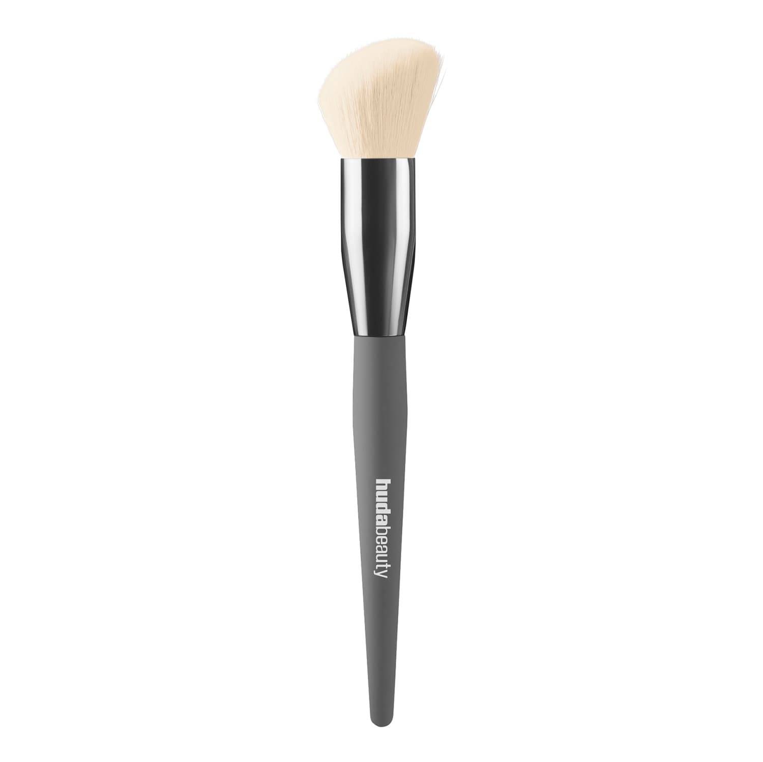 Huda Beauty Diffusing Cheek Brush 1 X Piece