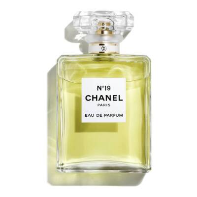 N°19 - Eau De Parfum Spray