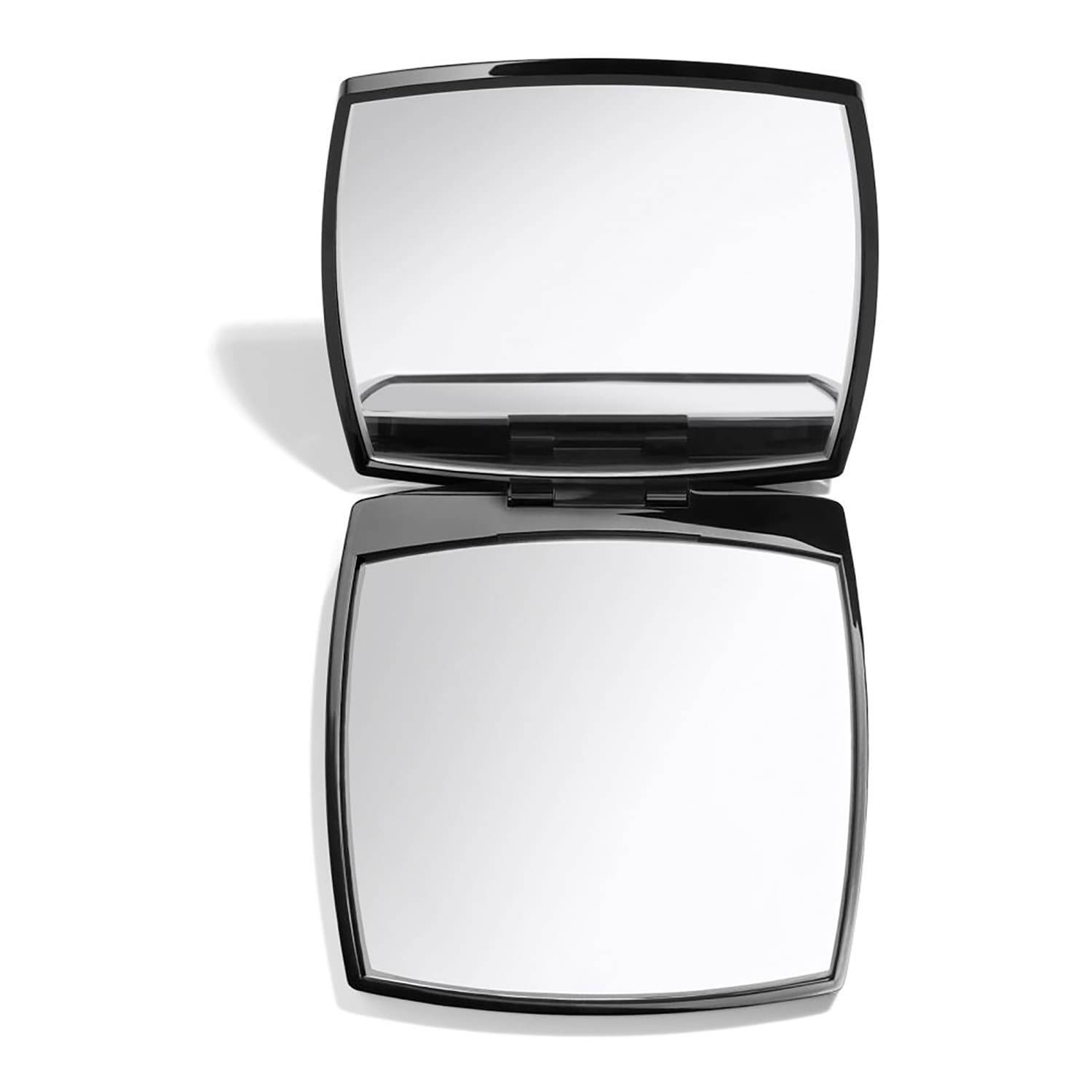 CHANEL Miroir Double Facettes ♯131 限定品 CHANEL MIROIR DOUBLE FACETTES - Mirror Duo 1 piece | SEPHORA UK