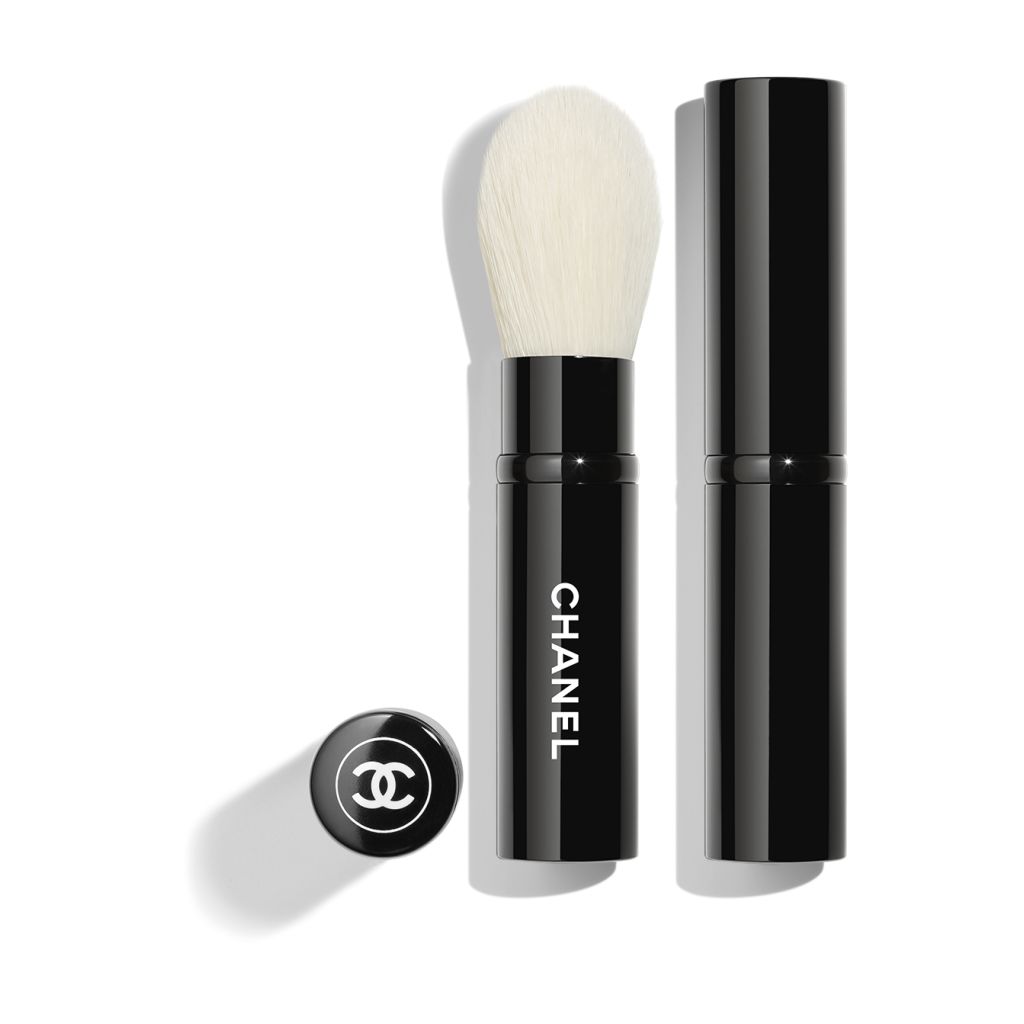 Chanel Chanel Retractable Highlighting Brush