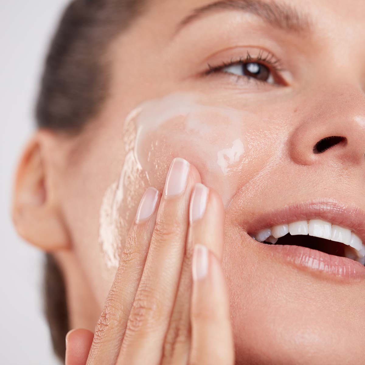 Elemis Dynamic Resurfacing Facial Wash 200Ml